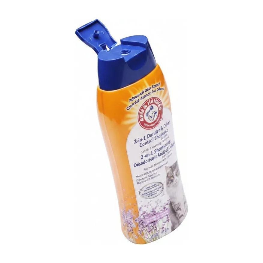 Arm & Hammer 2-in-1 Deodorizing & Dander Reducing Cat Shampoo (1-Pack)