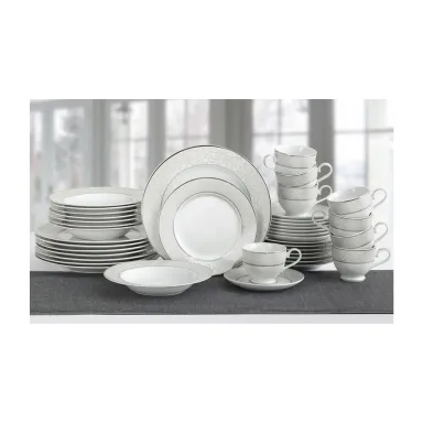 Mikasa  40-piece Antique Print Porcelain Dinnerware Set
